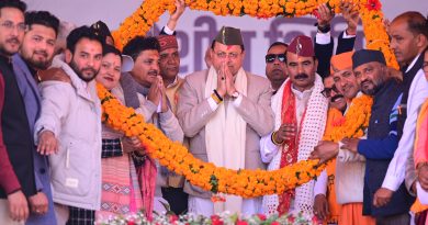 धामी अल्मोड़ा में:77 करोड की योजनाओं का लोकार्पण और शिलान्यास, शिशु सरस्वती मंदिर के विद्यार्थियों से संवाद