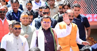 डोल आश्रम में मुख्यमंत्री धामी ने देखा विश्व का सबसे बड़ा श्रीयंत्र,1100 कन्याओं की पूजा