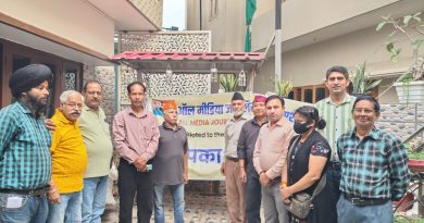 अमजा देहरादून ने किया गोपाल थापा,गिरिधर गोपाल लूथरा व प्रीति लूथरा को सम्मानित