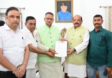कांग्रेस ने कृषि मण्डियों की अव्यवस्था बताई कृषि मंत्री गणेश जोशी को