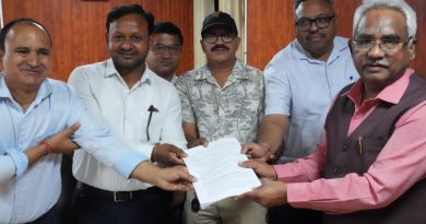 राजकीय आयुर्वेद डॉक्टरों का आंदोलन समाप्त,दो मांगें तत्काल स्वीकार,पांच पर अधिकारियों को निर्देश