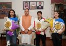 मुमं धामी से मिली उत्तराखंड की अंतरराष्ट्रीय चैंपियन महिला मुक्केबाज निकिता, काजल और आरती मुमं धामी से मिली उत्तराखंड की अंतरराष्ट्रीय चैंपियन महिला मुक्केबाज निकिता, काजल और आरती