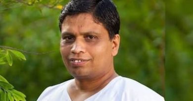 आचार्य बालकृष्ण से 15 साल पुराने आरोप हटे, राजनीति थी मुकदमे के पीछे?