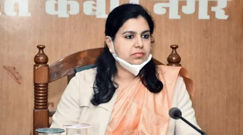 तो उप्र में निर्दलीय राजनीति करेंगी IAS छोड़ बैठी दिव्या मित्तल,वीडियो में बताया
